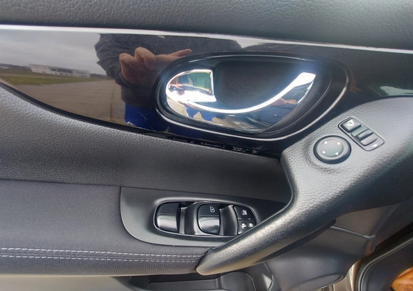 Nissan Qashqai cena 53000 przebieg: 155080, rok produkcji 2015 z Piła małe 781